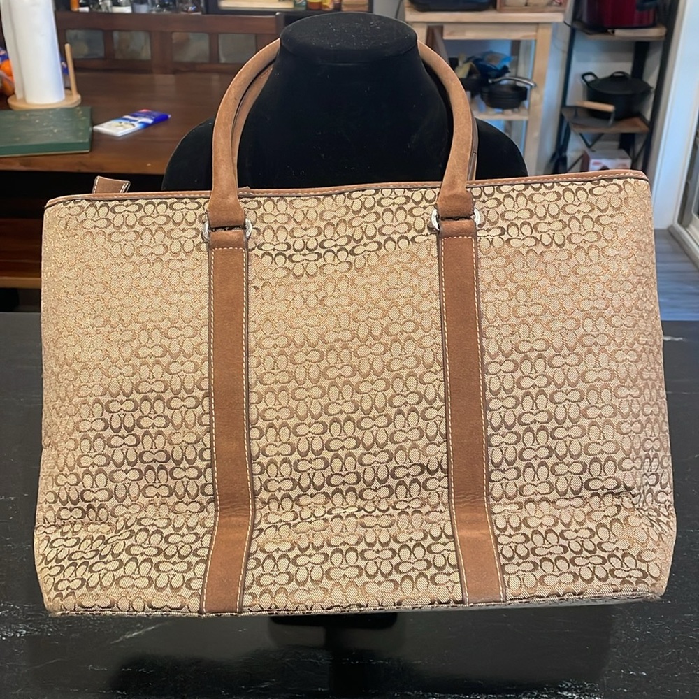 Coach tote with silver charm